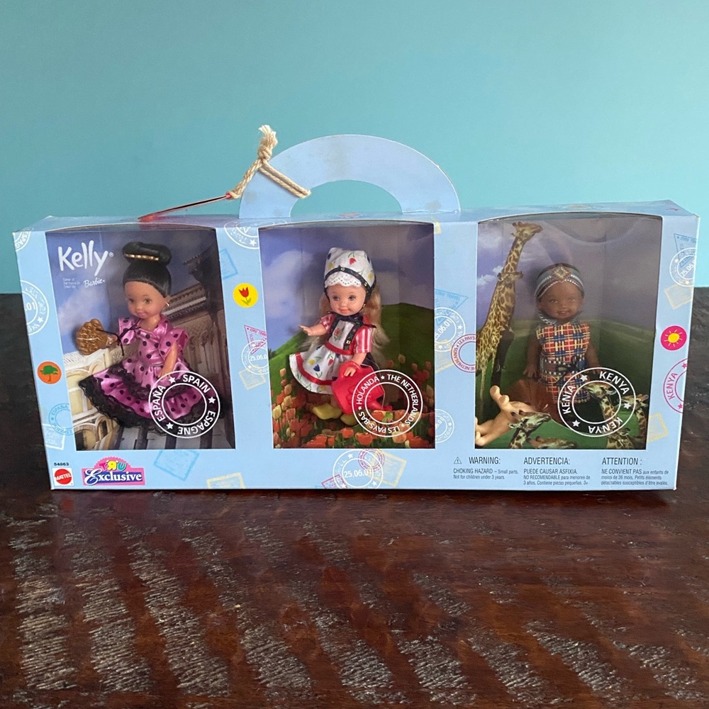 Vintage Barbie Kelly Friends of the World Gift Set Toys R Us Exclusive 2002